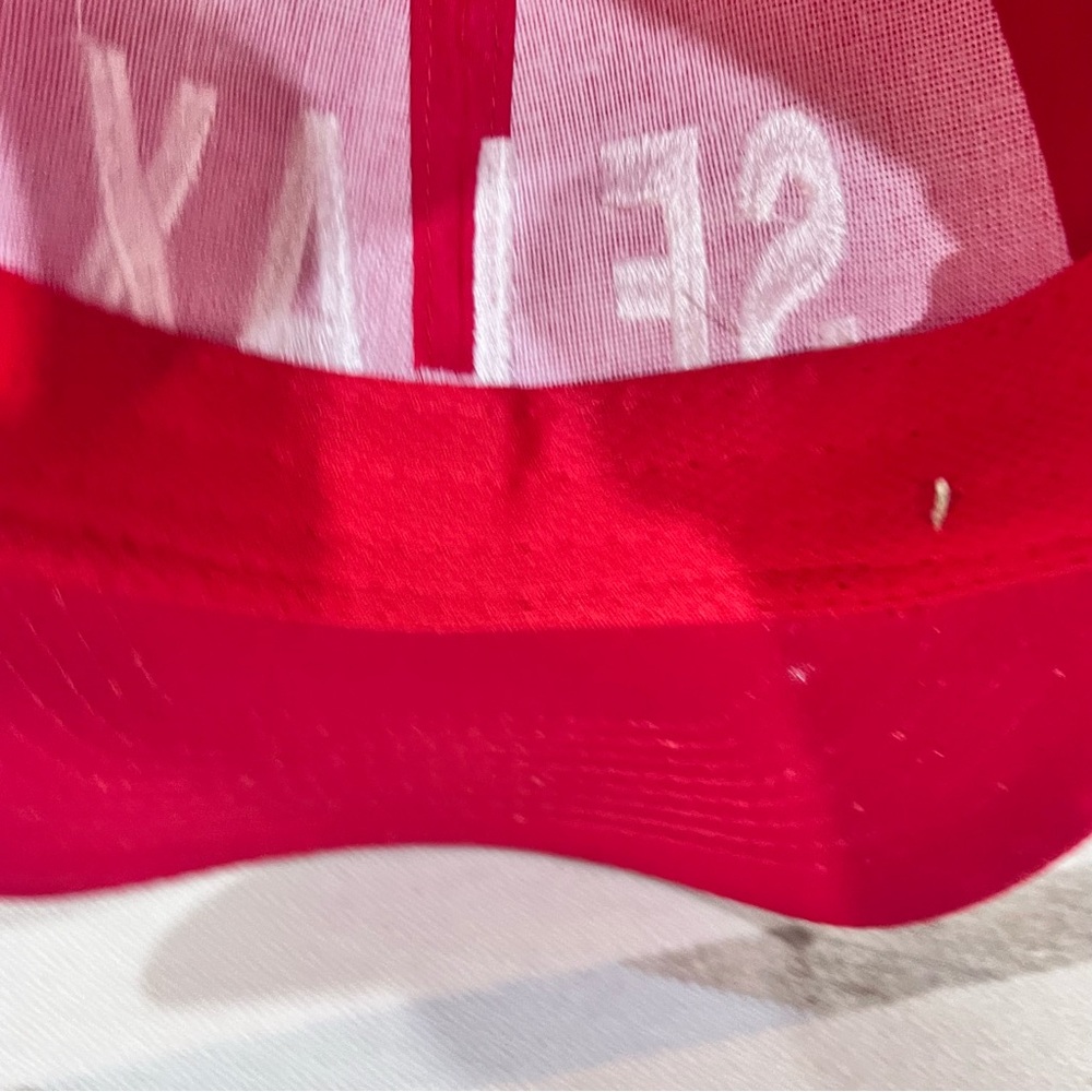 Red Baseball Caps - Picture 4 of 5